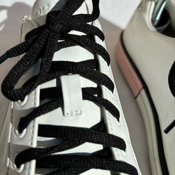 Prada BIANCO LEATHER LACE UP LOGO LOW TOP SNEAKERS - Picture 15 of 16